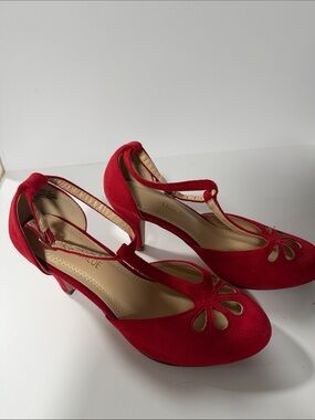 Chase + Chloe Red Suede T-Strap Mid Heels